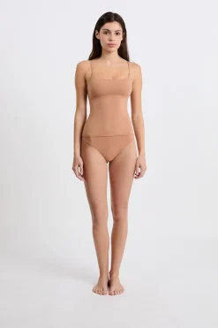 Top de microfibra con sujetador integrado