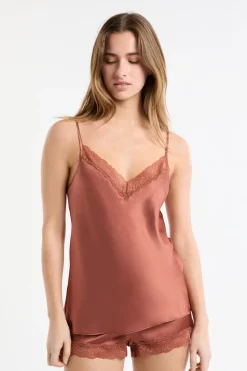 Top de seda con detalles de encaje