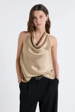 Top sans manches satiné avec col bénitier