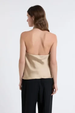 Top sans manches satiné avec col bénitier