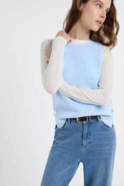 Top sin mangas de algodón con botones dorados