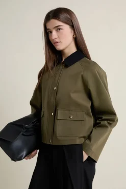 Veste courte à col velours