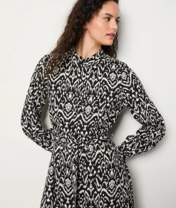 Vestido camisero estampado con cinturón