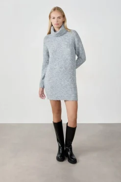 Vestido jersey de cuello alto