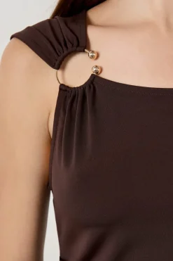 Vestido largo con abertura