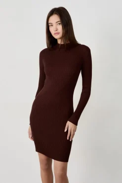 Vestido suéter corto